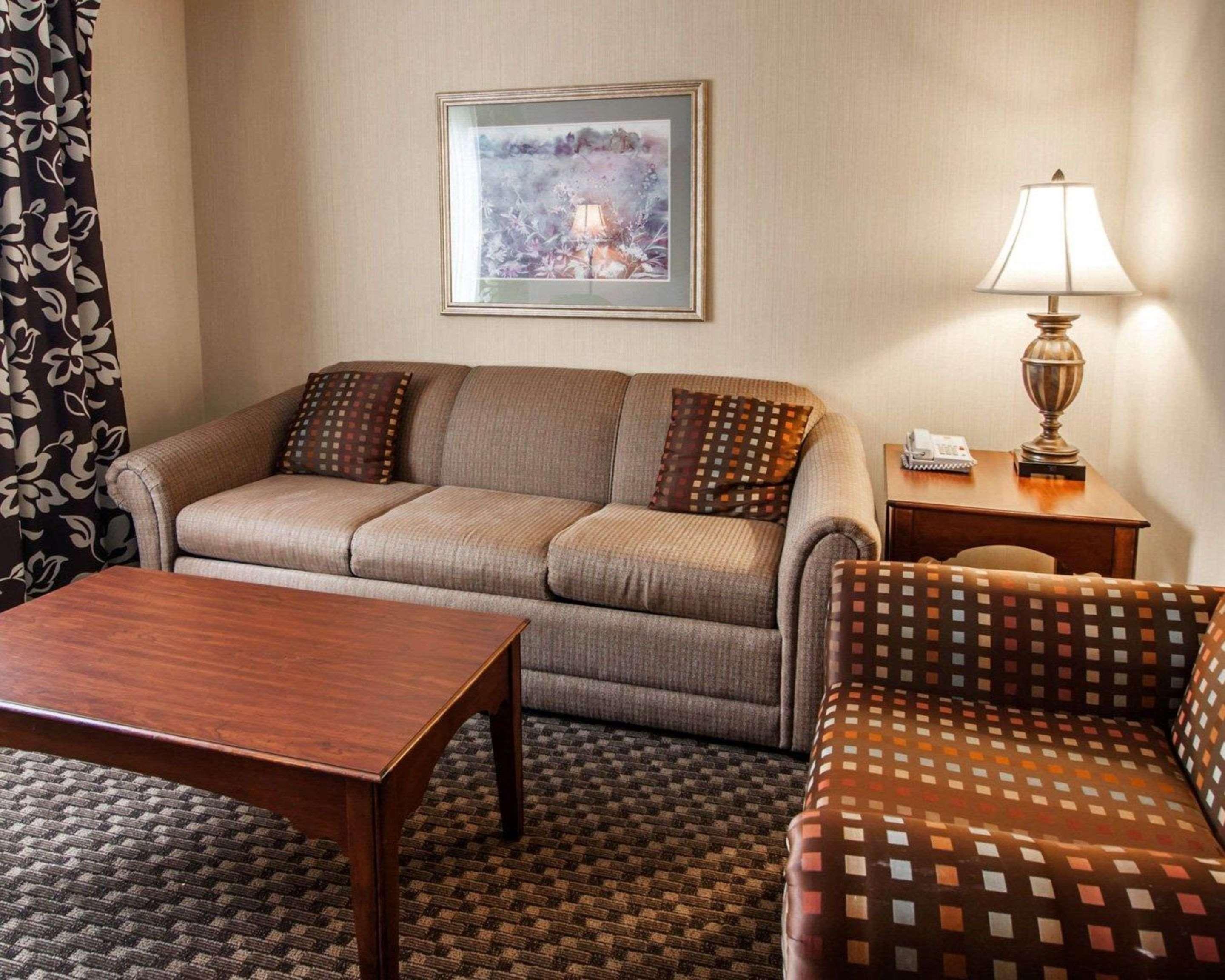 Comfort Suites Corvallis Buitenkant foto