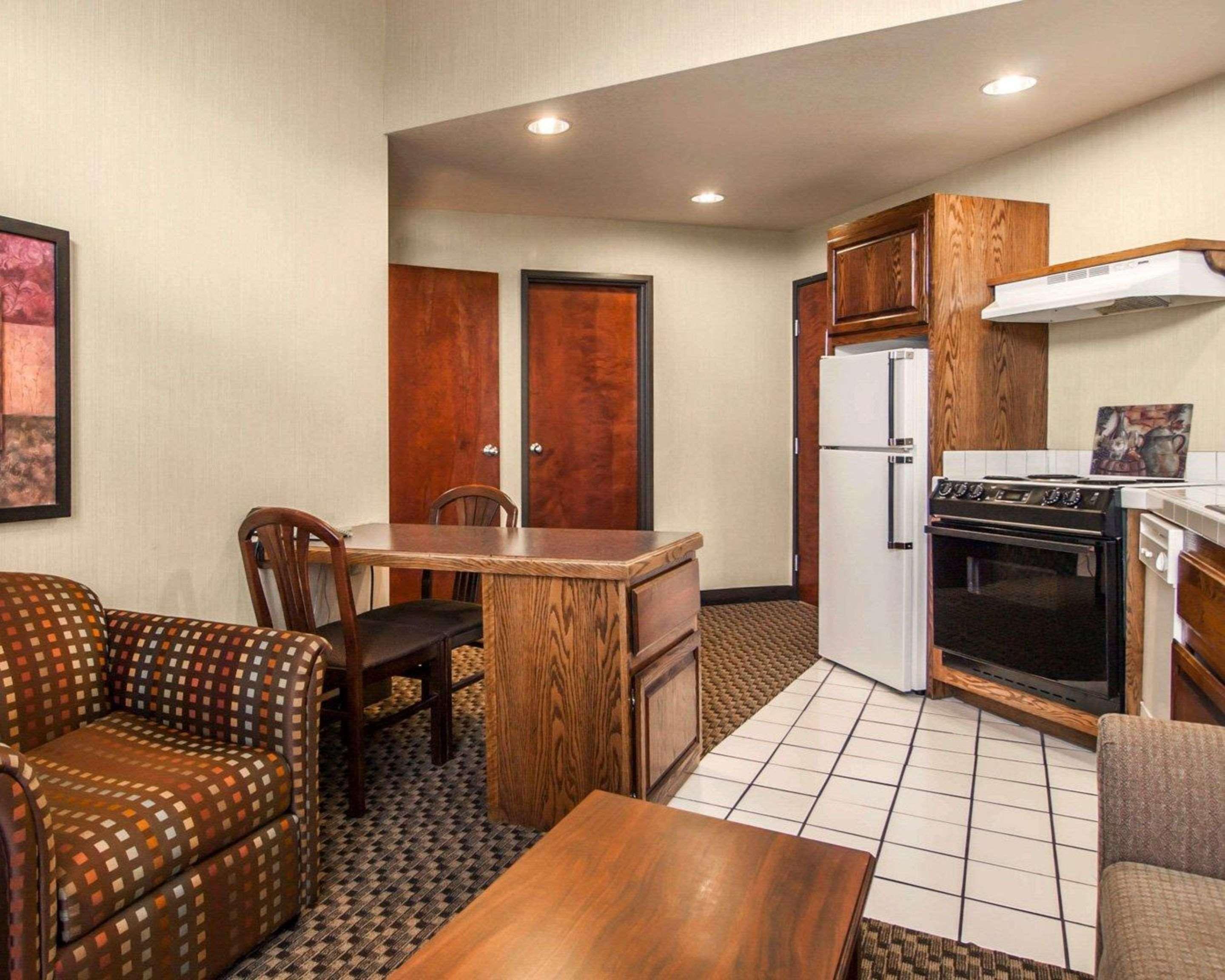 Comfort Suites Corvallis Buitenkant foto