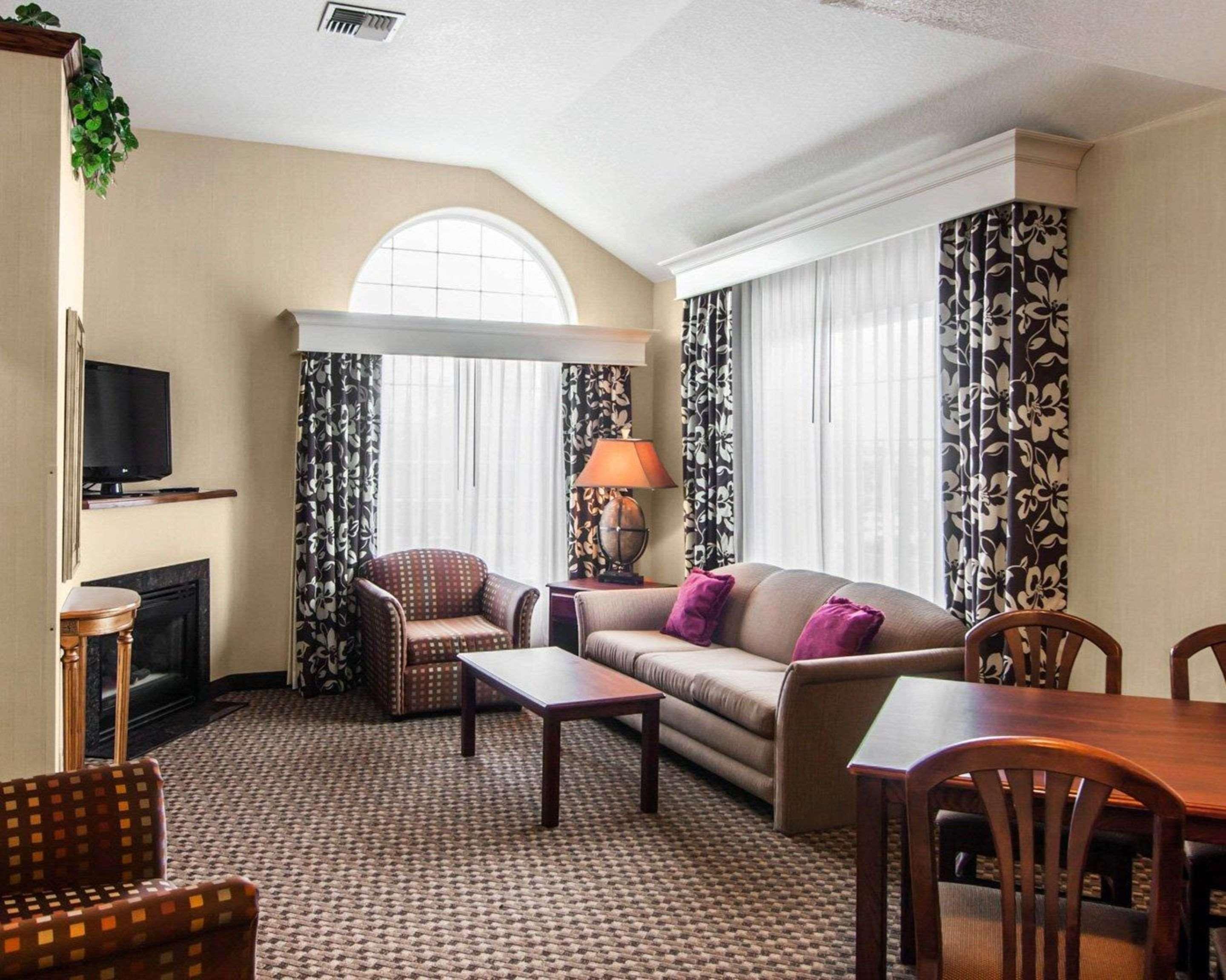 Comfort Suites Corvallis Buitenkant foto