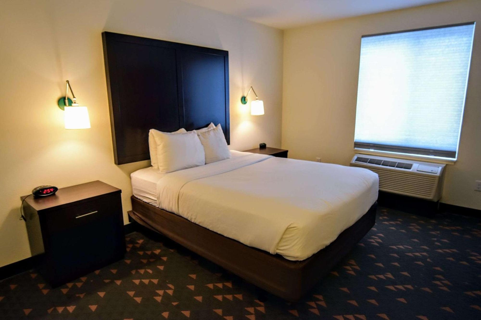 Comfort Suites Corvallis Buitenkant foto