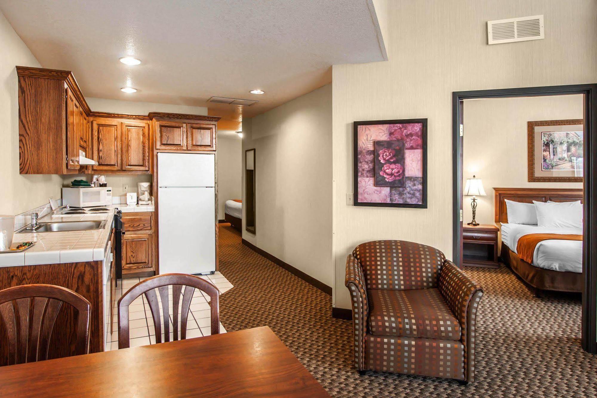 Comfort Suites Corvallis Buitenkant foto