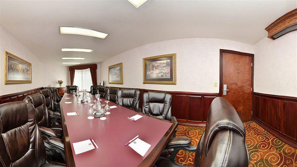 Comfort Suites Corvallis Buitenkant foto